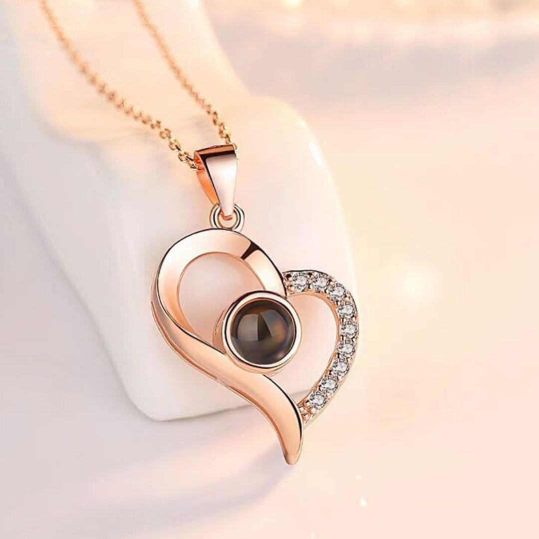 Collar 100 Idiomas - Eternal love